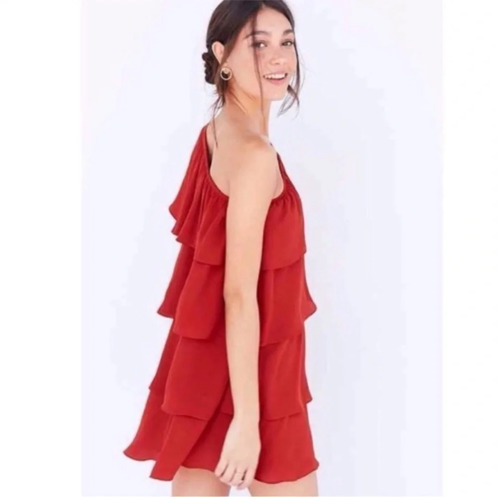 Urban Outfitters x Alice Iseult One Shoulder Tiered Mini Dress Terra Cotta - Picture 4 of 10